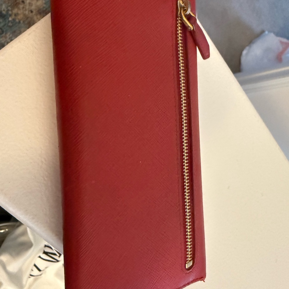 Prada Red Saffiano Leather Clutch with Gold Logo - Picture 5 of 5